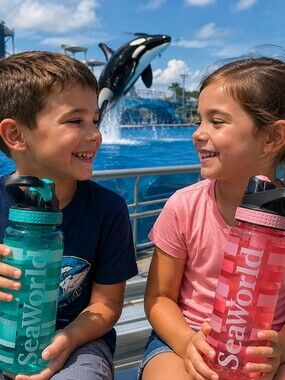 SeaWorld Refillable Water Bottles Set of 2 Pink & Teal Reusable Sports Drink Bot